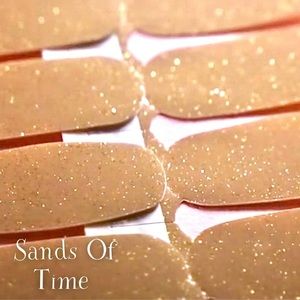 Color Street dry polish strips Sands of Time